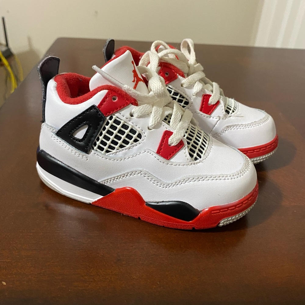 Toddler sneakers